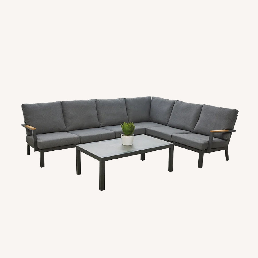 Tilley’s Furniture Mildura Outdoor Sofa