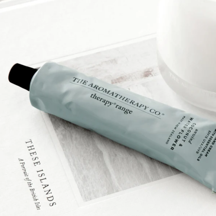 Coconut & Water Flower Therapy Hand Cream SPF 15 75ml