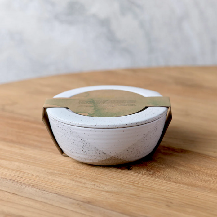 'The Wanderer White Speckle 1L Container