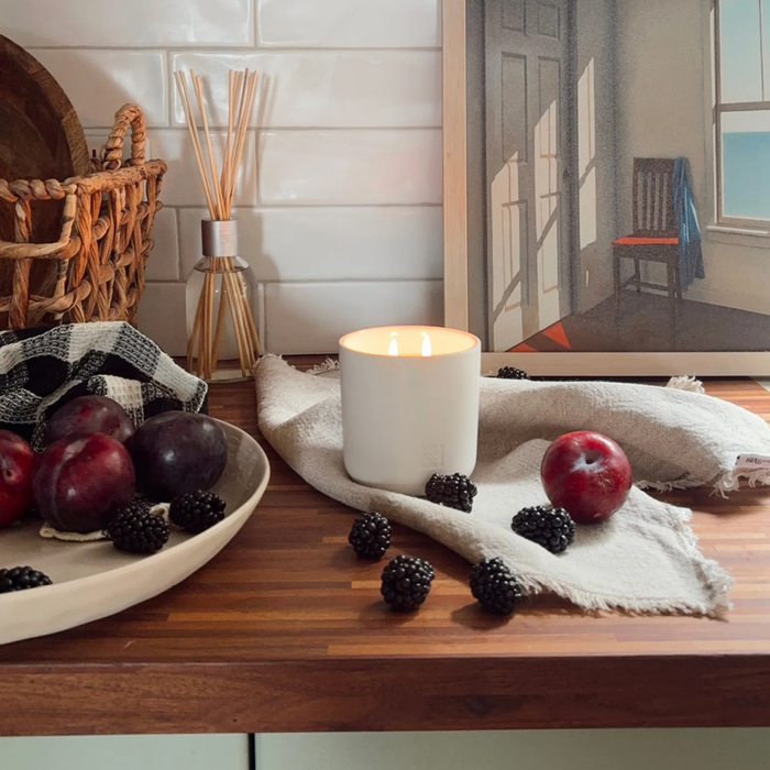 Circa Home 300g Blackberry & Plum Candle