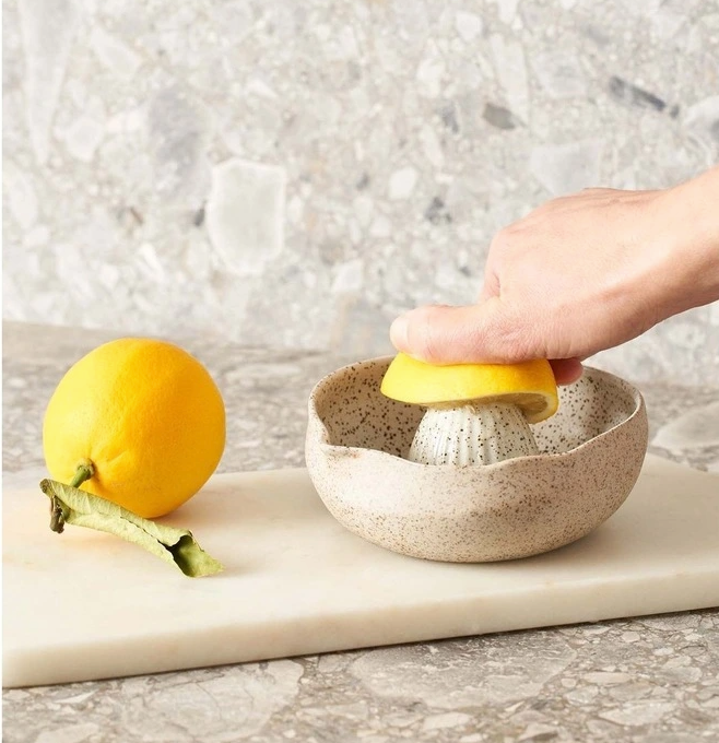 'Garden To Table Juicer in White