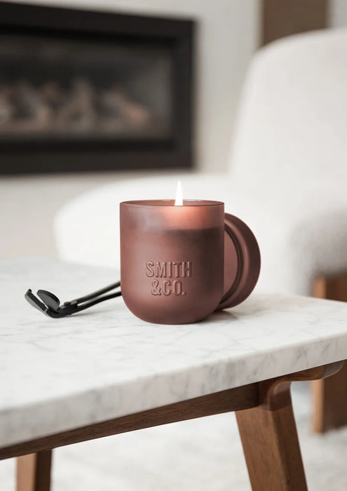 Black Oud & Saffron Candle 250g