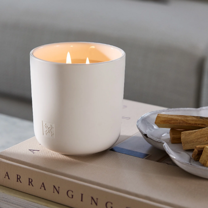 Circa Home 300g Candle Amber & Sandalwood